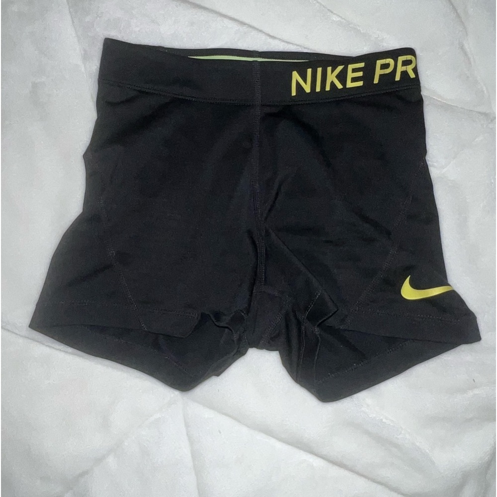 Nike Pros - Nike